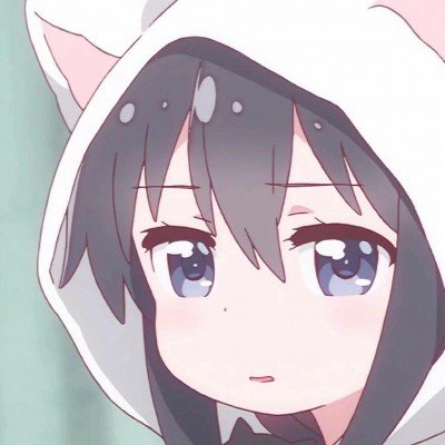 吊篮坠落两工人被绳索吊在半空